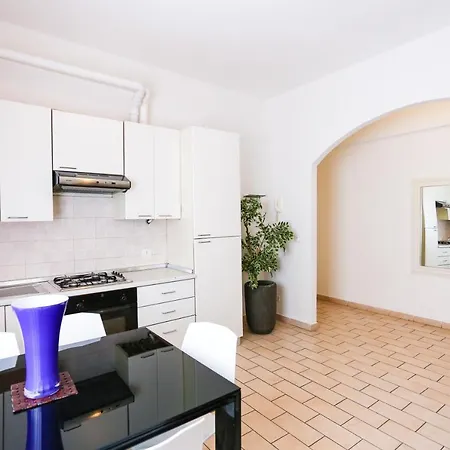 Anemone מלון דירות